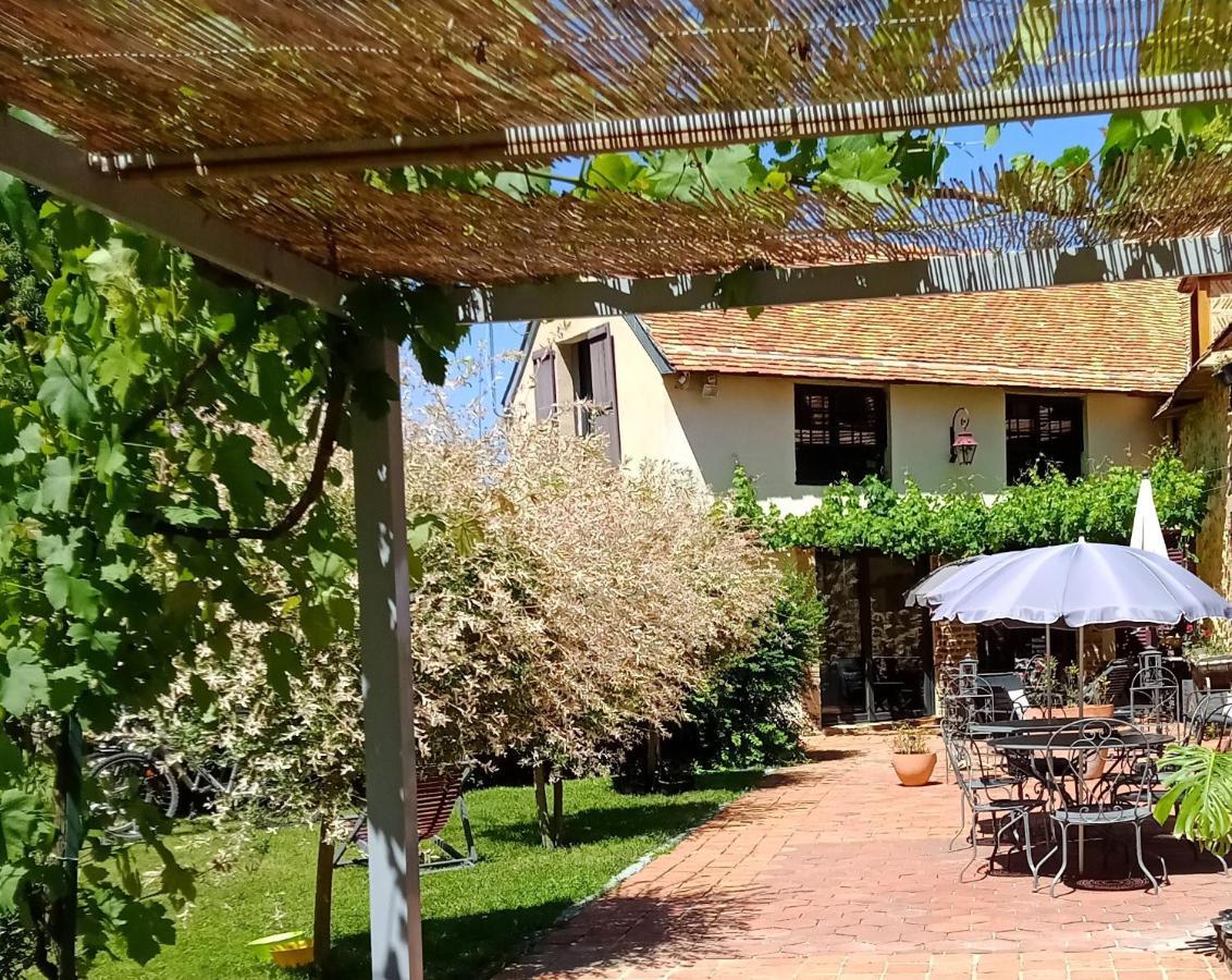 La Sablonniere De Rochefort Bagian luar foto